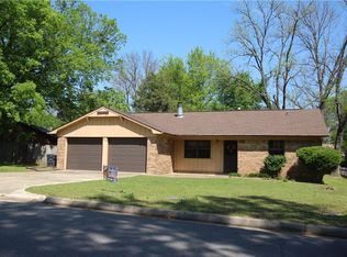 1514 N Jackson Ave, Russellville, AR 72801