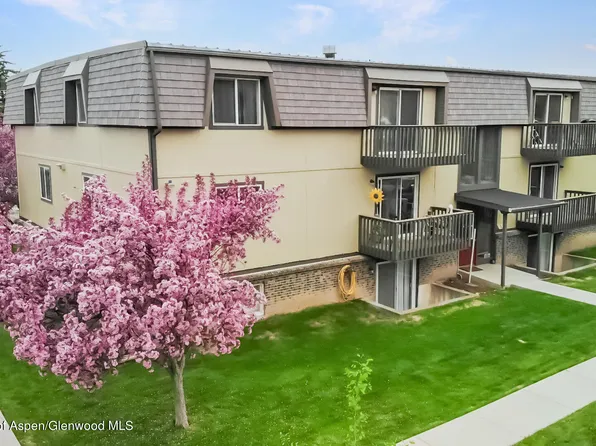 1020 Main St, Meeker, CO 81641