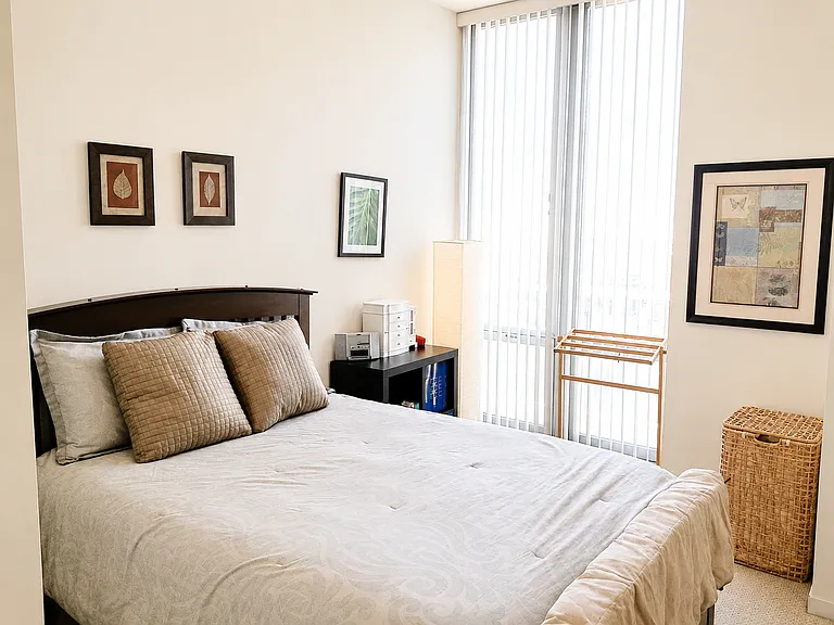 1600 S Indiana Ave #609 — Photo 6