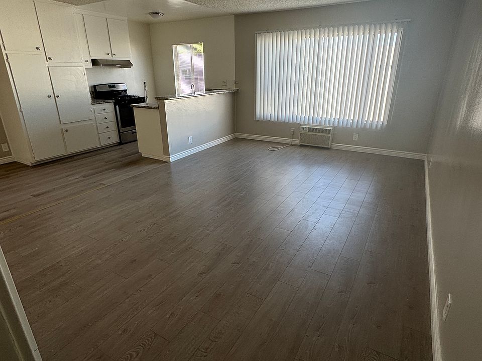 1st image of 20006 Roscoe Blvd #0B-1Ba-500Sqft