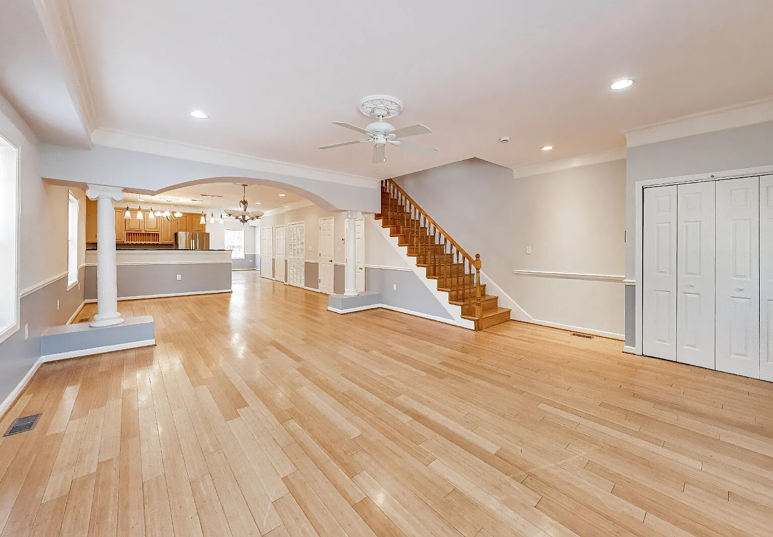 4 bed, 3.5 bath, 3569 sqft, $5,500 — Photo 4