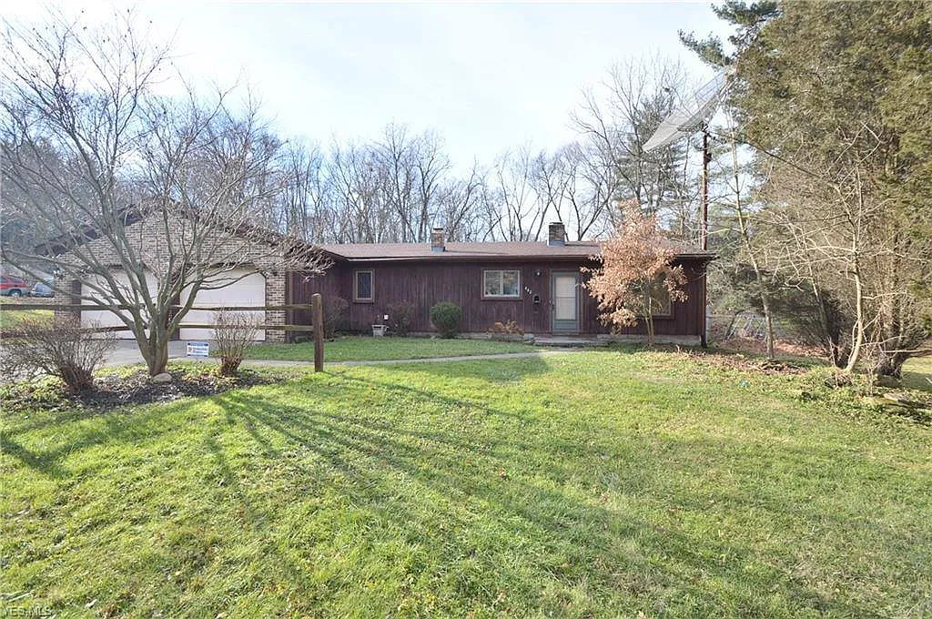 442 Wilkinson Ave photo 1