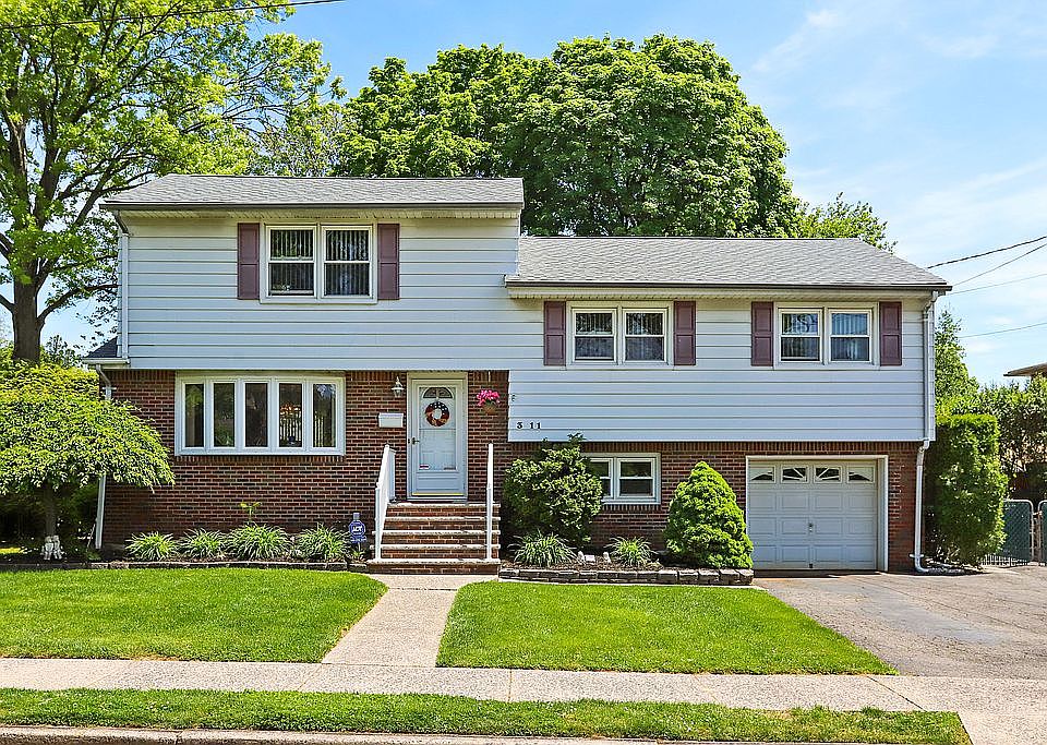 1st image of 3-11 29th St