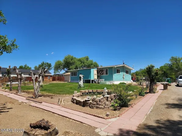 5632 Yukon Dr, Sun Valley, NV 89433