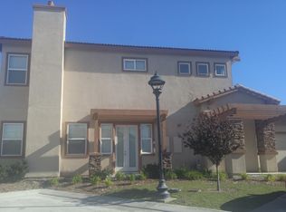 557 Via Pueblo, Riverside, CA 92507