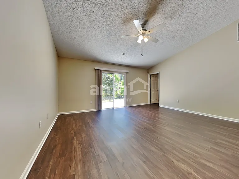 8724 Springtree Rd — Photo 8