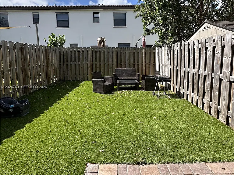 11814 SW 245th Ter #11814 — Photo 9