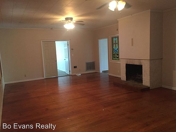 2nd image of 447 Wetumpka St