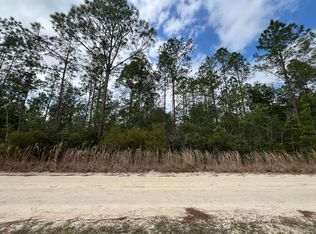 215 Royal Avenue, Interlachen, FL 32148