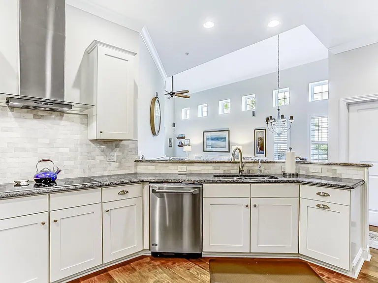 95108 Summerwoods Cir #2106 — Photo 7