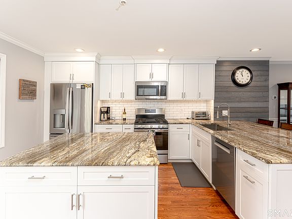 4th image of 280 Old Lambert Road #280