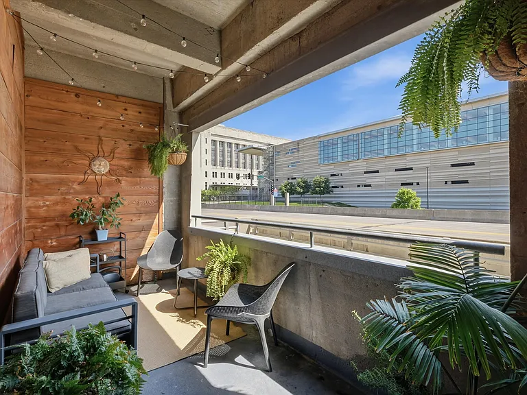 360 W Pershing Rd #190 — Photo 29