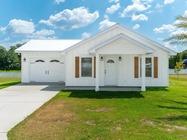 519 Landing Ave, Florala, AL 36442