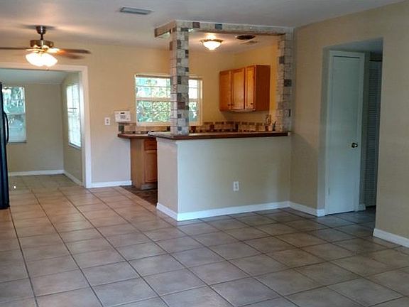 5th image of 4001 W Knights Ave