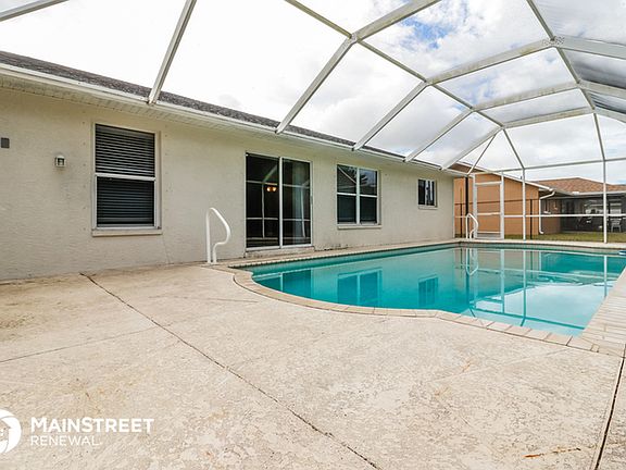 3rd image of 1507 SE 18th St