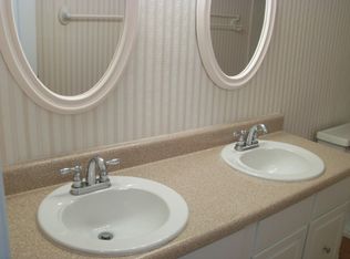 2070 Pernoshal Ct APT B, Dunwoody, GA 30338
