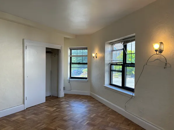 3 Elmwood Ave #44, Winchester, MA 01890
