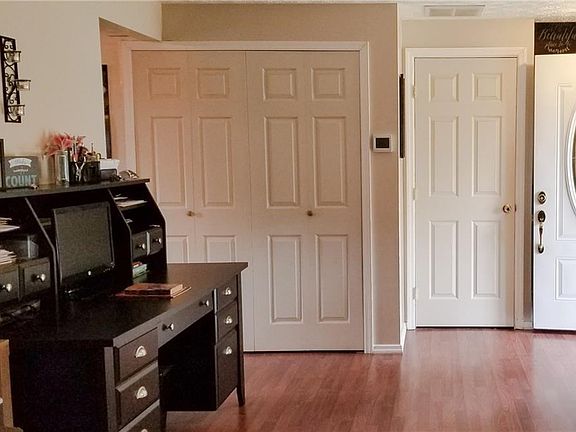 3rd image of 6550 Wildview Dr
