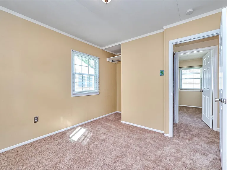 2015 Kensington Dr — Photo 11