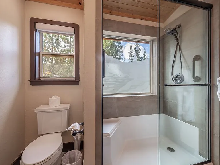 12426 Viking Way — Photo 25