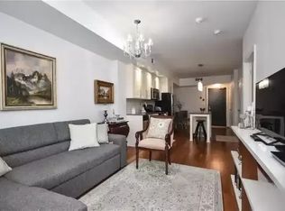 238 Besserer St #414, Ottawa, ON K1N6B1