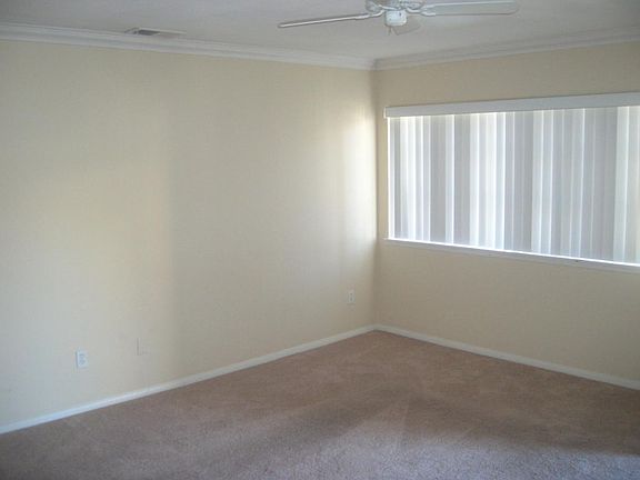 4th image of 3553 Paseo De Francisco Unit 212