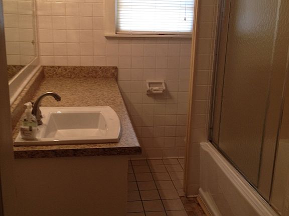 Main bath.. Newly renovated
