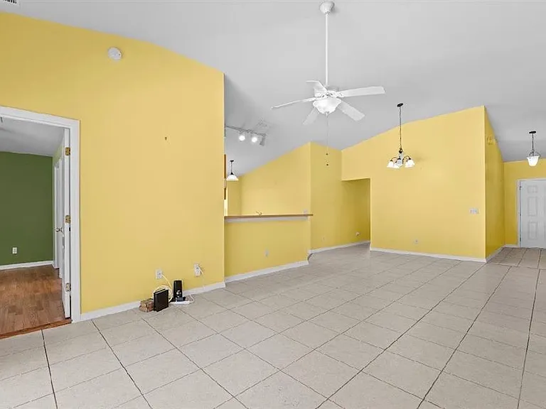 131 Sandy Ridge Dr — Photo 6