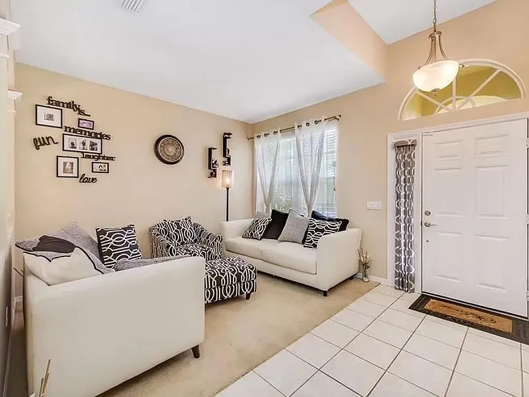19151 Dove Creek Dr — Photo 5