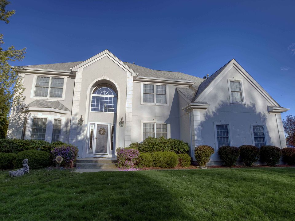 Stucco front