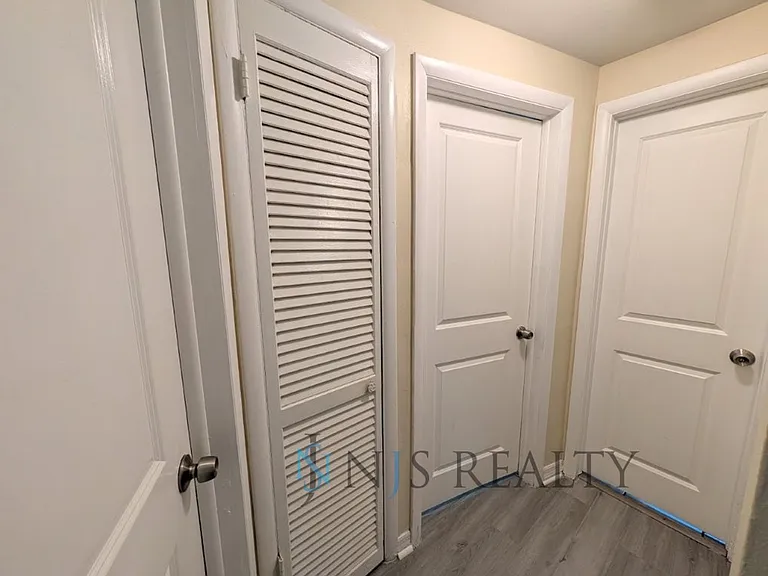3814 Linkwood St — Photo 7