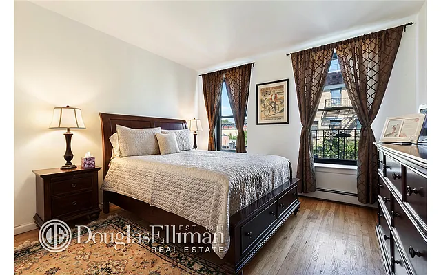 Sold by Douglas Elliman | media 8