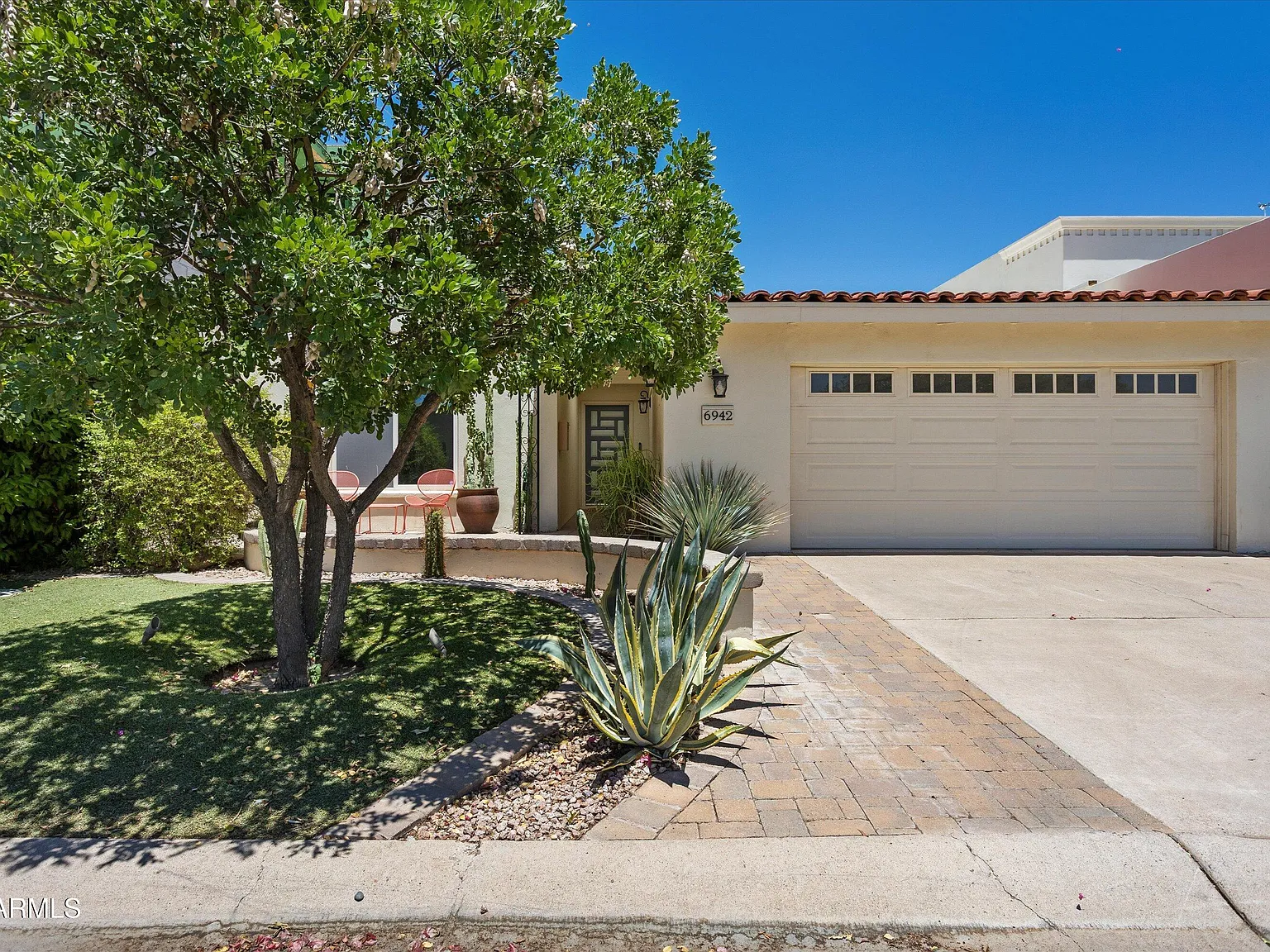 1 bed, 3.0 bath, 2404 sqft, $3,500 — Photo 3