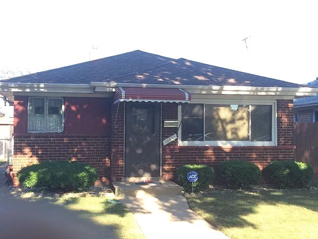 10441 S Ave E photo 1