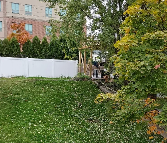 225 S Webster Ave #1 — Photo 3
