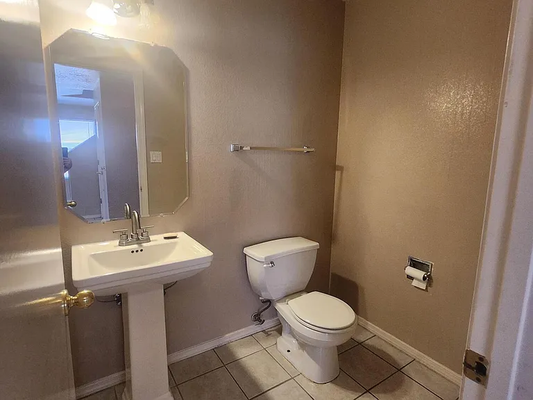 8404 Casa Morena Ct NW — Photo 8
