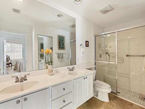 5th image of 7786 Camminare Dr