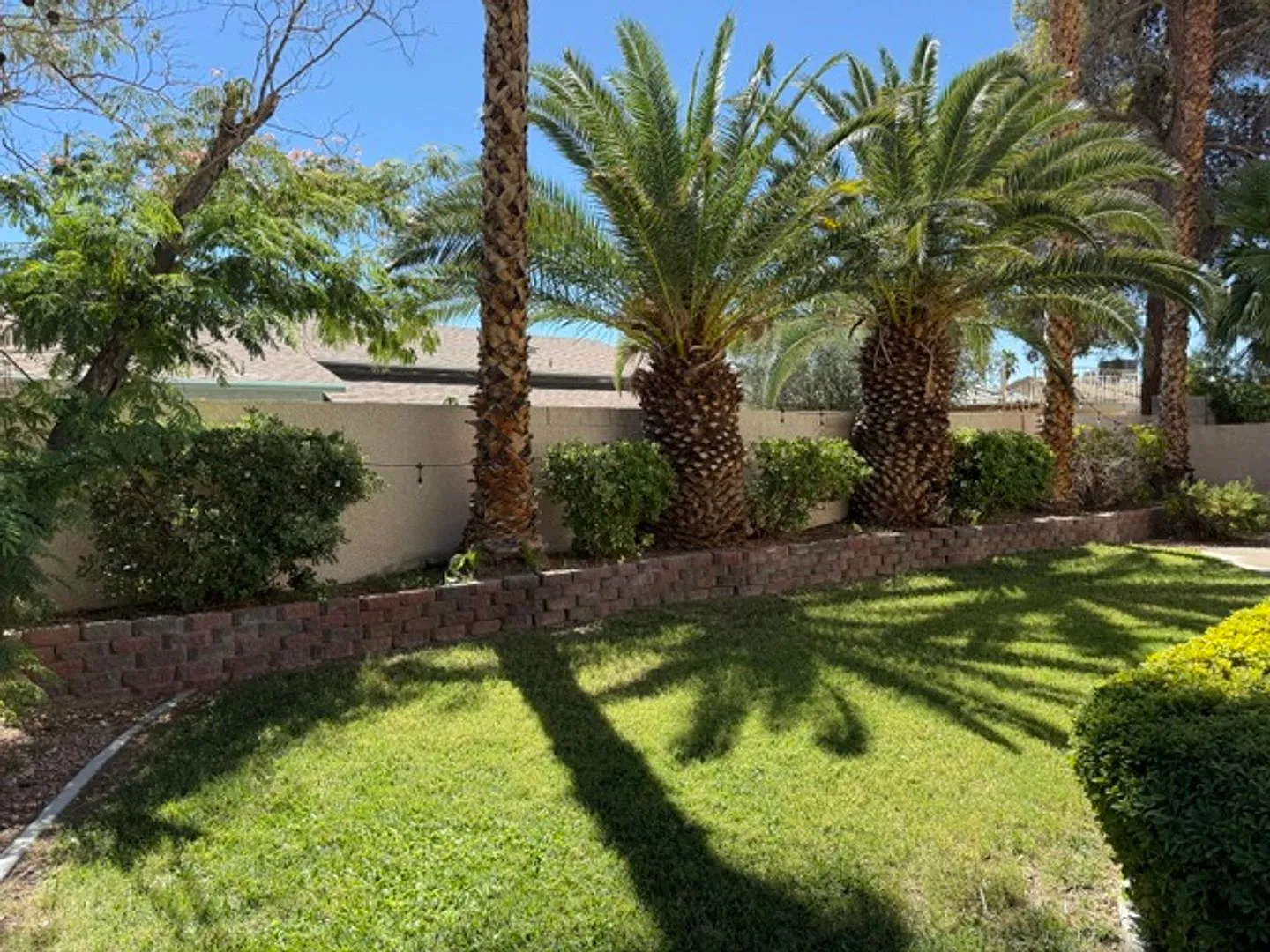 Stunning & Updated Retreat In Spring Valley 4 Bed/ 3 Bath /3 Car Garage + Large Loft Only $2,495 — Photo 3