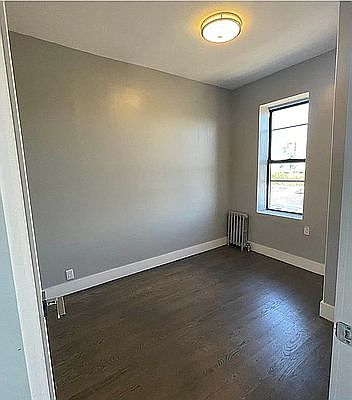 5th image of 322 E 126th St APT 25A