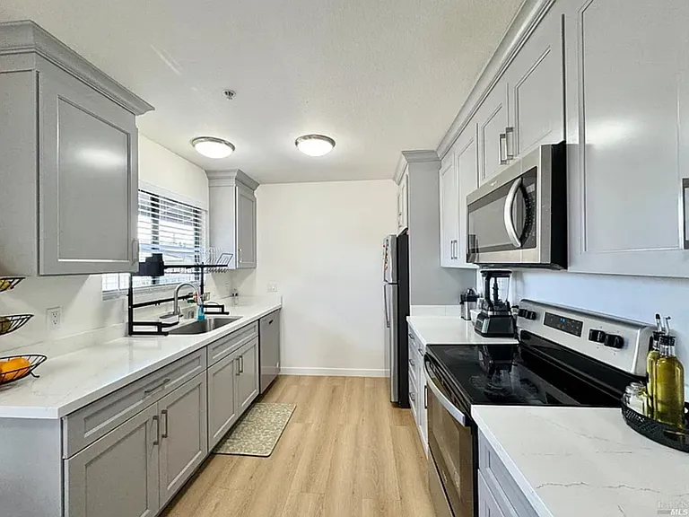 2831 Soscol Ave #A — Photo 2