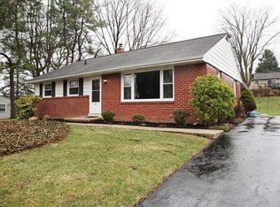 70 Allan Dr, Lancaster, PA 17603