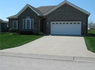 1902 N 160th Ter, Basehor, KS 66007