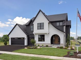 10100 Peony Ln N, Maple Grove, MN 55311