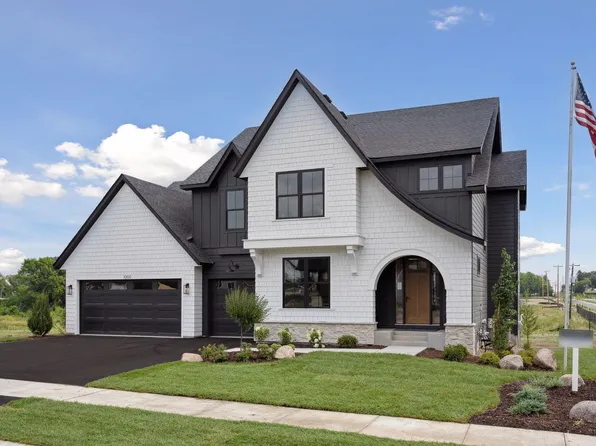 10100 Peony Ln N, Maple Grove, MN 55311