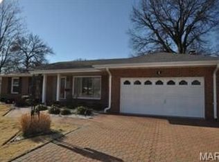 1 Elm Dr, Florissant, MO