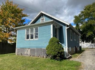 524 E Division St, Lockport, IL 60441