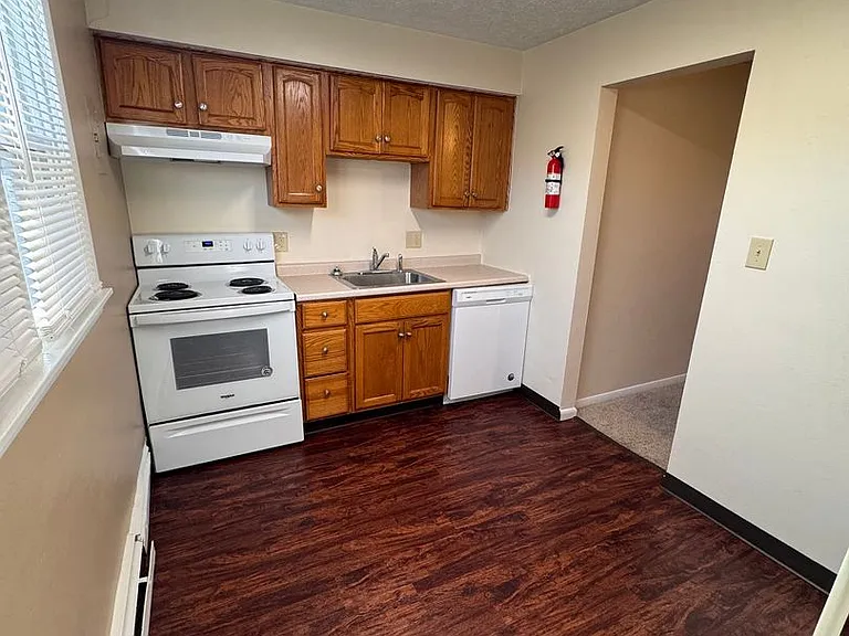 North Highland Apartments — Photo 4