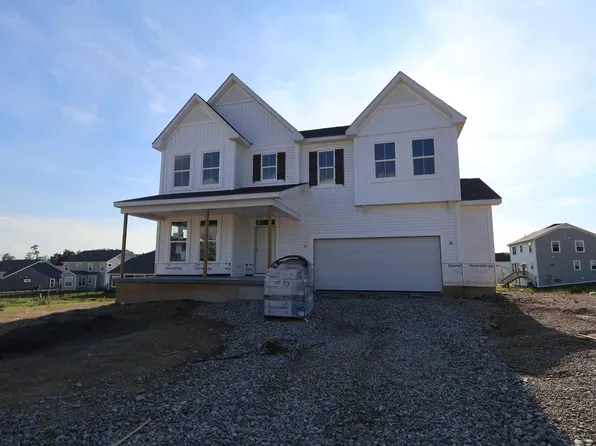 402 Fannin Dr, Pataskala, OH 43062