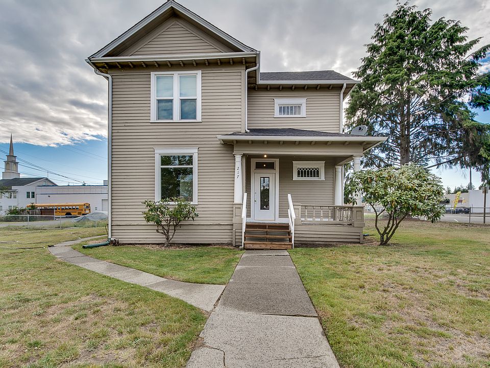 1st image of 217 Cedar Ave