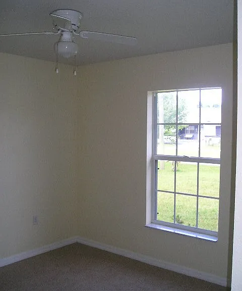 9 Lytton Ln — Photo 13